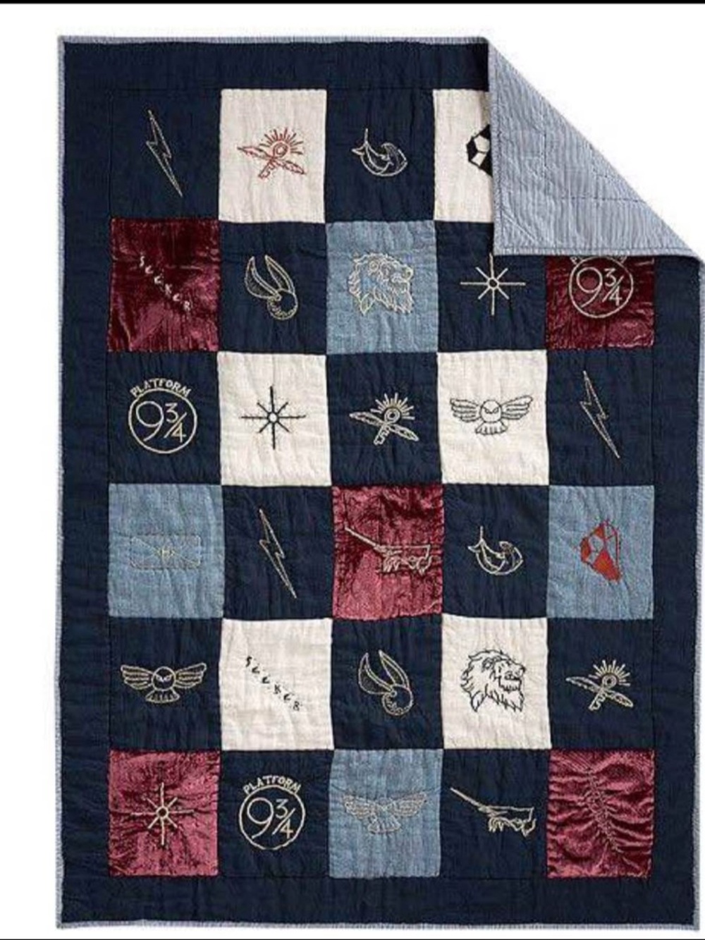 Pottery Barn Kids Harry Potter quilt and Crib sheets set - Picture 6 of 7